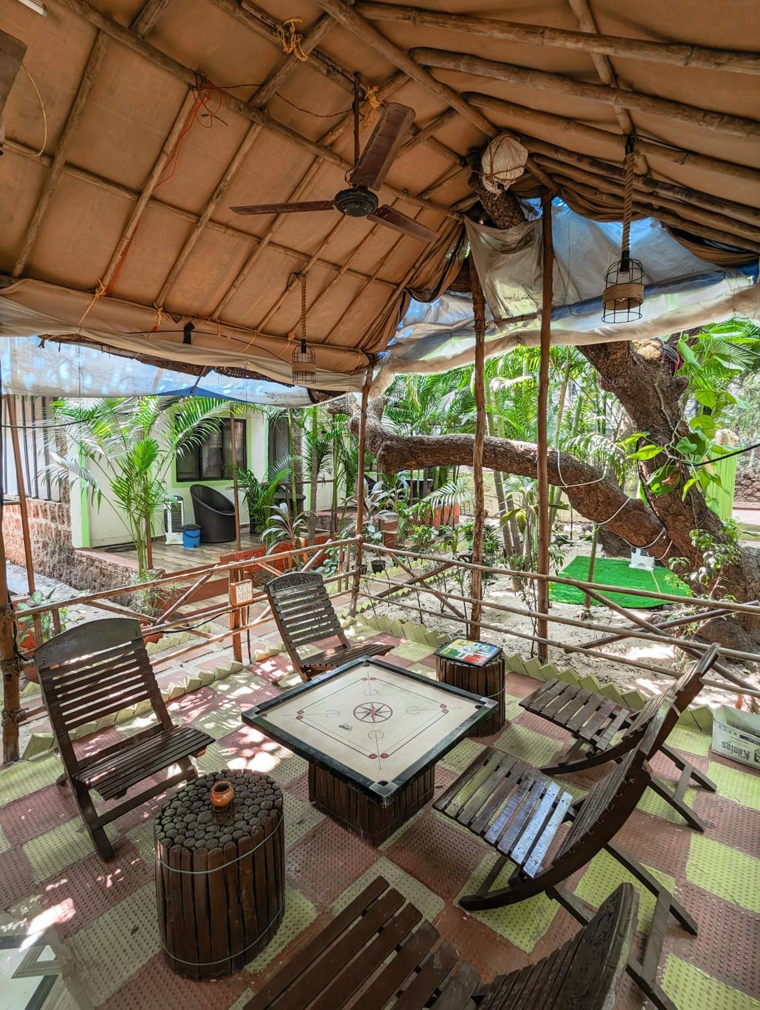 Nature Of อารัมบล ภายนอก รูปภาพ